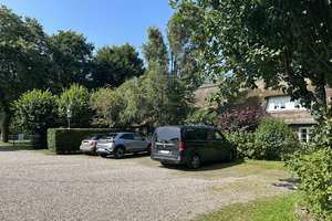 Kapitalanlage: Großes Reetdachanwesen mit 2 Wohnungen und Praxisräumen – Die vollständige Adresse der Immobilie erhältst du vom Anbieter., 25920 Risum-Lindholm – Vorschaubild 7