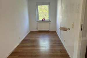 • 2-Zimmer-Wohnung mit Blick in den Schlossgarten in Molsdorf – Die vollständige Adresse der Immobilie erhältst du vom Anbieter., 99094 Molsdorf, Erfurt – Vorschaubild 7