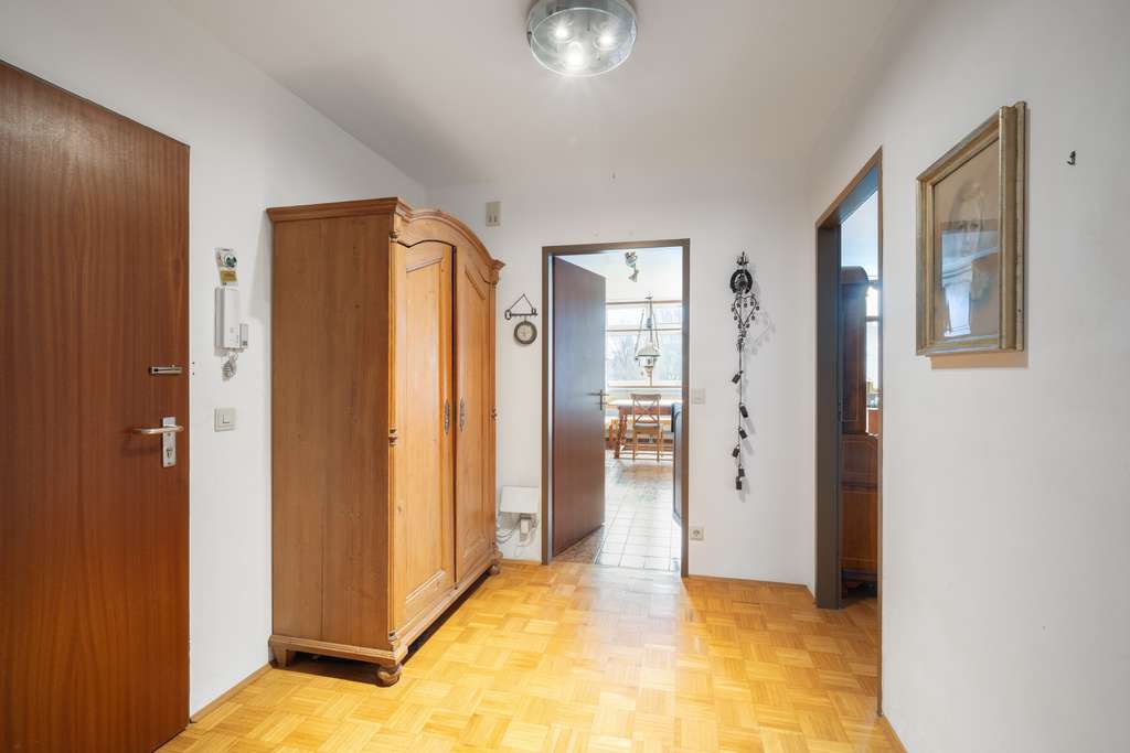 Immobilie in Garching bei München - MÜNCHNER IG: Zentrale BESTLAGE - Rathausplatz von Garching – FREI, ruhig und begehrt! - Bild 1