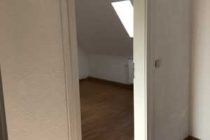 Ansprechende, gepflegte 3-Zimmer-DG-Wohnung zur Miete in Albstadt-Truchtelfingen – Zollernalbkreis – Vorschaubild 18