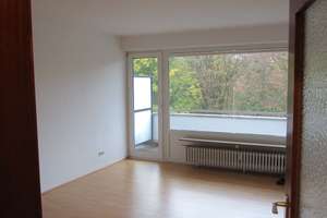 Köln-Holweide: 2 Zimmer Küche, Diele, Bad, Balkon, Keller zu vermieten – Bergisch-Gladbacher-Str. 557-559, 51067 Holweide, Köln – Vorschaubild 4