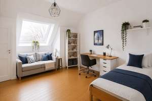 Historische Stadtvilla–großzügige Altbauwohnung mit Designerküche und außergewöhnlichem Raumangebot – 30419 Herrenhausen, Hannover – Vorschaubild 8