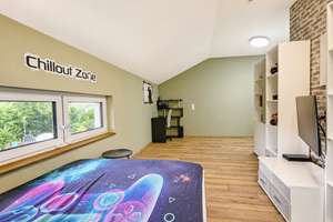 Modernes 217-m²-Familienhaus mit 8 Zimmern, PV-Speicher, Wallbox, Solar & großem Garten – Die vollständige Adresse der Immobilie erhältst du vom Anbieter., 94419 Reisbach – Vorschaubild 26