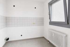 7548 - Renovierte 2-Zimmerwohnung mit Loggia nähe Günther-Klotz-Anlage! – Die vollständige Adresse der Immobilie erhältst du vom Anbieter., 76135 Südweststadt, Karlsruhe – Vorschaubild 9