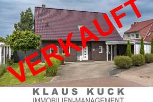 Provisionsfrei für Käufer: ELEGANZ-STIL-EXKLUSIVITÄT. Traumhaftes Einfamilienhaus mit Carport – Friesland (Kreis) – Vorschaubild 1