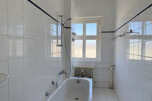 Gut vermietete 3-Zimmer-Wohnung im Henselmannbau, unweit dem Strausberger Platz ***Lift***Wannenbad* – Die vollständige Adresse der Immobilie erhältst du vom Anbieter., 10243 Friedrichshain, Berlin – Vorschaubild 10