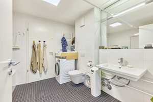 Property thumbnail 9