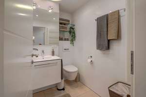 Alt-Schwabing: Hochwertige 2-Zimmer Wohnung mit Balkon und Wintergarten – Die vollständige Adresse der Immobilie erhältst du vom Anbieter., 80802 Münchner Freiheit, München – Vorschaubild 18