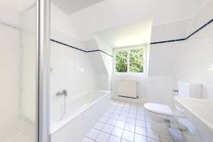 Freie 3-Zimmer-Wohnung über zwei Ebenen mit Südbalkon – Wolferskamp 25, 22559 Rissen, Hamburg – Vorschaubild 7