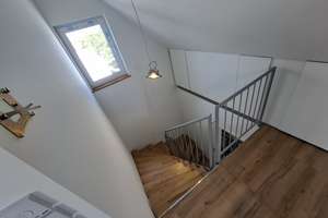 Wohnen mit Charakter: Moderne 2-Zimmer-Dachgeschosswohnung – Unter den Golläckern 36, 64295 Darmstadt-West, Darmstadt – Vorschaubild 6