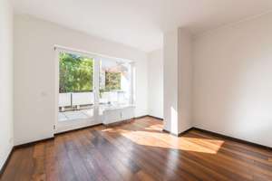 Stilvolle Wohnung mit Design-Ästhetik, großer Dachterrasse und Hobbyraum – Die vollständige Adresse der Immobilie erhältst du vom Anbieter., 81545 Harlaching, München – Vorschaubild 8