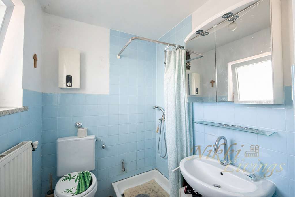 Immobilie in Königsbrunn - Charmante 1-Zimmer-Wohnung mit Balkon in Königsbrunn - Bild 1