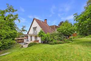 Landhaus mit Weitblick und Charakter – hochwertig saniert in Essen-Kettwig – Die vollständige Adresse der Immobilie erhältst du vom Anbieter., 45219 Kettwig, Essen – Vorschaubild 1