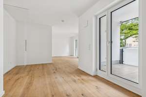 Modernes Wohnen ·  3-Zimmerwohnung mit Loggia & Tiefgarage · Erstbezug – Die vollständige Adresse der Immobilie erhältst du vom Anbieter., 80992 Alt-Moosach, München – Vorschaubild 4
