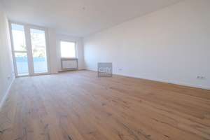 Hochwertig kernsanierte Eigentumswohnung mit Aufzug, Einbauküche und Balkon ins Grüne - mit TG-Platz – 90765 Ronhof, Kronach, Fürth – Vorschaubild 2