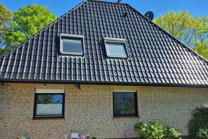 Bremen-Nord, gut geschnittene 3 Zimmer, Küche (keine EBK), Bad, Balkon