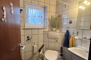 Großes und modernisiertes Familienhaus mit fünf Zimmern in Steinheim an der Murr – Ludwigsburg (Kreis) – Vorschaubild 11