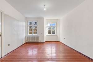 2-Zimmer-Wohnung mit Balkon im Brüsseler Kiez – viel Platz & Potenzial zum Selbstgestalten