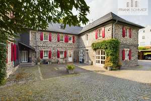 Repräsentatives Wohnhaus mit 13 Zimmern und Einbauküche, in der Nähe von Limburg – Die vollständige Adresse der Immobilie erhältst du vom Anbieter., 65627 Elbtal – Vorschaubild 11