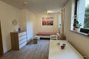 Exklusive 1-Zimmer-Erdgeschosswohnung in Ulm - Kurzzeitmiete Juni bis September – Römerstraße 29, 89077 Ulm – Vorschaubild 1