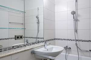 Property thumbnail 1