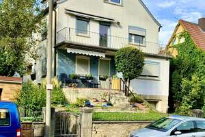 Wohnen und Investieren: Mehrfamilienhaus mit Wachstumspotenzial in Gerbrunn! – Die vollständige Adresse der Immobilie erhältst du vom Anbieter., 97218 Gerbrunn – Vorschaubild 1