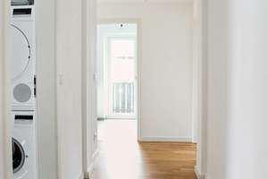 Komplett sanierte Wohnung mit Südloggia – Die vollständige Adresse der Immobilie erhältst du vom Anbieter., 85567 Grafing bei München – Vorschaubild 5