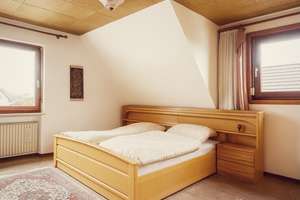 ***HerzensRaum*** 
Romantisches Haus trifft 
vielseitige Möglichkeiten.
Provisionsfrei für Kaufen – Die vollständige Adresse der Immobilie erhältst du vom Anbieter., 35638 Leun – Vorschaubild 7