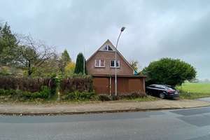 Solides Haus mit Doppelgarage im Landkreis Harburg zu verkaufen – Die vollständige Adresse der Immobilie erhältst du vom Anbieter., 21224 Rosengarten – Vorschaubild 2