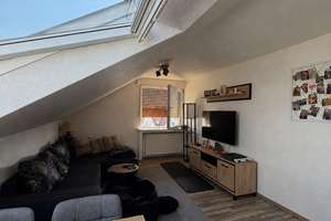 Lichtdurchflutete 2-Zimmer-DG-Wohnung am Stadtrand von Bielefeld