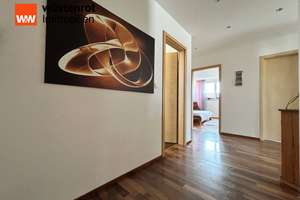 Besser geht`s nicht. Schickes Haus.
8 Zimmer auf 201 m². TOP-Technik.
Mit Garage plus 4 Carports. – Die vollständige Adresse der Immobilie erhältst du vom Anbieter., 88605 Meßkirch – Vorschaubild 15