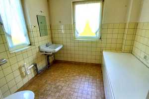 Haus mit Nebengebäude und großem Garten in Dombach – Limburg-Weilburg (Kreis) – Vorschaubild 12