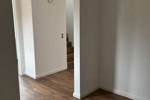Der Natur so nahe: Großzügiges Einfamilienhaus mit 6 Zimmern - ERSTBEZUG – Dorfstraße 48, 24790 Ostenfeld (Rendsburg) – Vorschaubild 3
