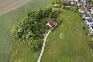 Umgeben von einem Biotop: Einfamilienhaus mit Einliegerwohnung in ruhiger und zentrale Lage – Die vollständige Adresse der Immobilie erhältst du vom Anbieter., 85051 Südwest, Ingolstadt – Vorschaubild 49