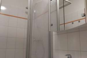 Helle Einzimmerwohnung in schöner Wohnallee – Nibelungenweg 21, 50996 Rodenkirchen (Ortsteil), Köln – Vorschaubild 6