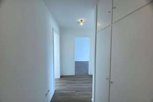 Schöne zentrale 2-Zimmer Wohnung mit Aufzug – Ostwall 242, 47798 Stadtmitte, Krefeld – Vorschaubild 2