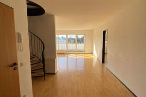Blick über Olhigs. Großzügige 4-Zimmer-Wohnung in Solingen – Kärntener Straße 32, 42697 Ohligs/Aufderhöhe/Merscheid, Solingen – Vorschaubild 9