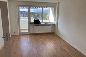 Helle 2,5 Zimmerwohnung mit Balkon – Görlitzer Str. 22, 90473 Langwasser Südwest, Nürnberg – Vorschaubild 4