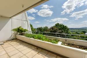 +++ Panorama-Fern-/Seeblick - Schwimmbad/Sauna - modernisiert - inkl. Doppel-Garage & TG-Stpl. +++ – Max-Brod-Weg 14, 70437 Freiberg, Stuttgart – Vorschaubild 8