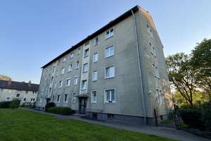Bezugsfreie 3-Zimmer-Wohnung mit Balkon in Leverkusen-Bürrig