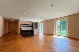 GARTENBLICK-WOHNUNG - LUXURIÖS WOHNEN IN HISTORISCHEM GEBÄUDE – Die vollständige Adresse der Immobilie erhältst du vom Anbieter., 50968 Bayenthal, Köln – Vorschaubild 3