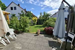GERÄUMIGES REIHENMITTELHAUS MIT VIEL PLATZ FÜR DIE FAMILIE – Weidenstraße 2 b, 86343 Königsbrunn – Vorschaubild 3