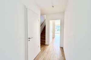 Reihenmittelhaus mit 4 Zimmern, Garten und hochwertiger Ausstattung – Heyestraße 191, 40625 Gerresheim, Düsseldorf – Vorschaubild 2