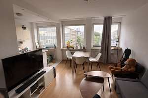 UNTERVERMIETUNG - Zuhause mit zwei Zimmern in zentraler Lage von Mannheim – N7 9, 68161 Innenstadt/Jungbusch, Mannheim – Vorschaubild 1