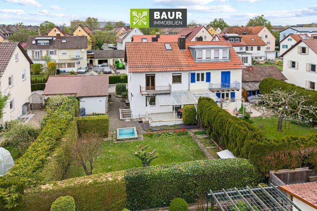 360° | Charmante Doppelhaushälfte mit herrlichem Gartengrundstück in Friedrichshafen