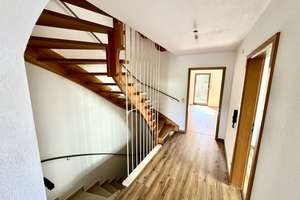 Erstbezug nach Sanierung: großes 6-Zimmer-Haus mit gehobener Innenausstattung zur Miete in Augsburg – Die vollständige Adresse der Immobilie erhältst du vom Anbieter., 86167 Lechhausen-Ost, Augsburg – Vorschaubild 4