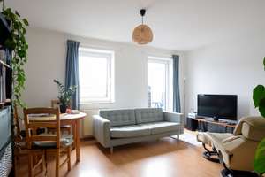 Großzügig geschnittene 2-Zimmer-Wohnung mit Tiefgaragenstellplatz in Eversten! – Die vollständige Adresse der Immobilie erhältst du vom Anbieter., 26131 Eversten, Oldenburg (Oldenburg) – Vorschaubild 2