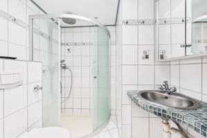 Erbpacht: Penthouse mit außergewöhnlicher Dachterrasse, Kamin und Pkw‑Stellplatz in D-Hassels – 40599 Hassels, Düsseldorf – Vorschaubild 22