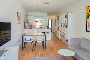 Property thumbnail 1