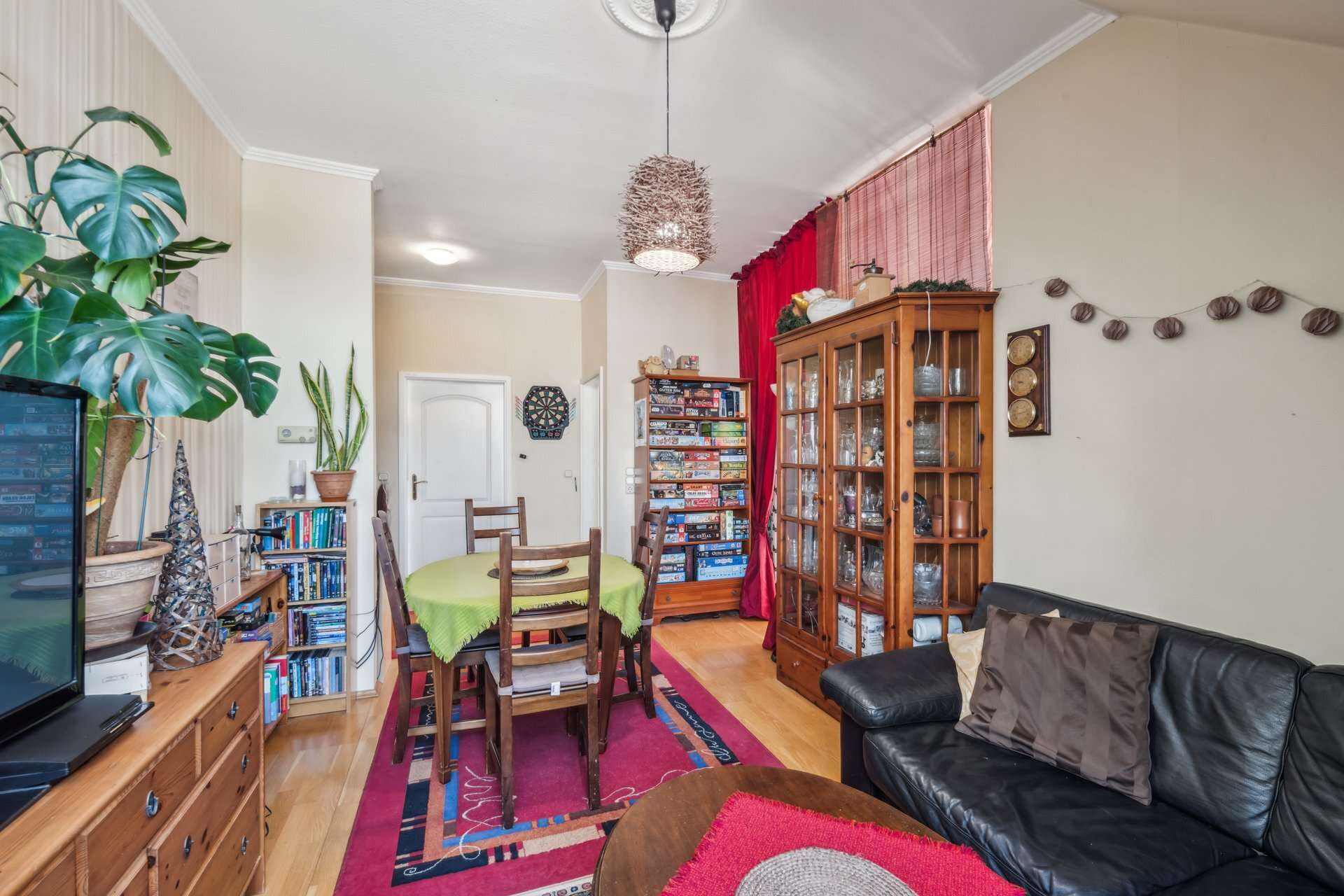 Immobilie in Rüdesheim am Rhein - Zentrale aber ruhige Lage: Attraktive Eigentumswohnung mit Balkon & Tiefgaragenplatz - Bild 5